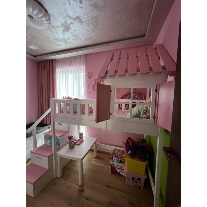 Łóżko domek antresola różowo białe